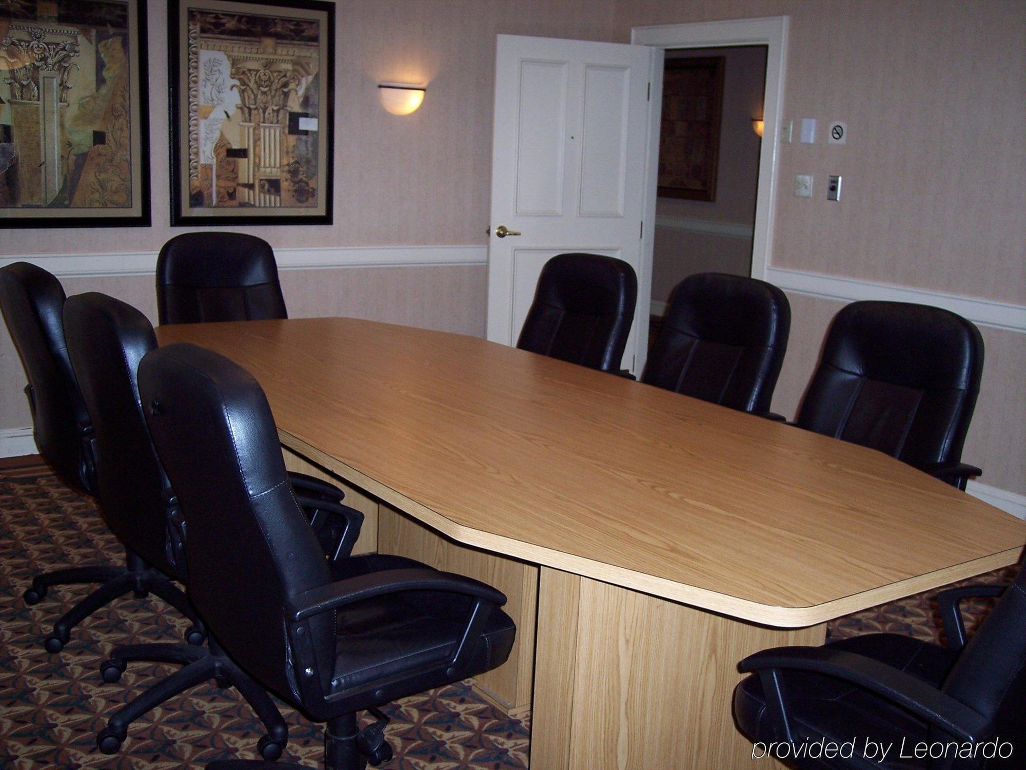 Holiday Inn Johnstown-Gloversville Зручності фото