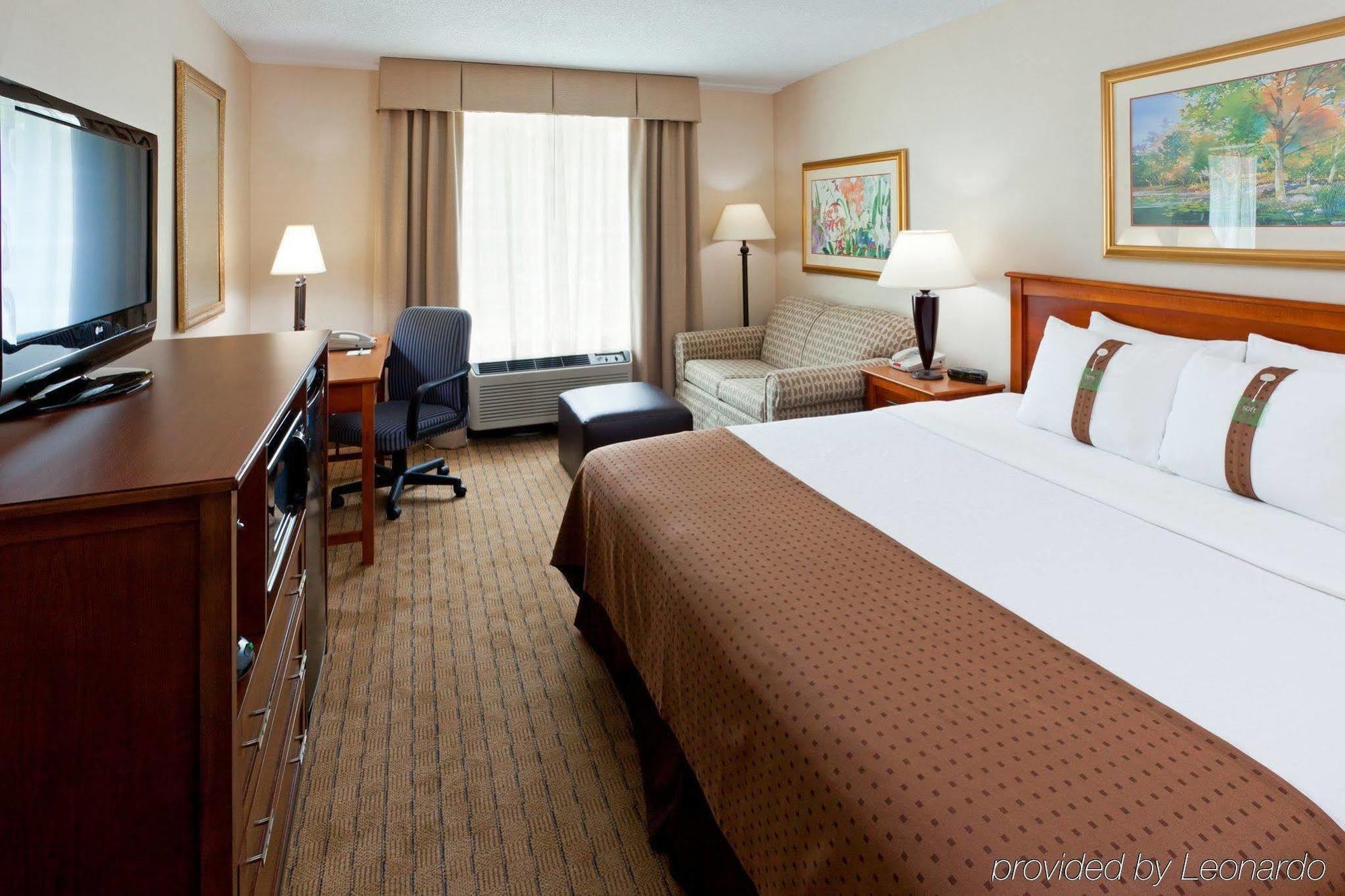 Holiday Inn Johnstown-Gloversville Номер фото